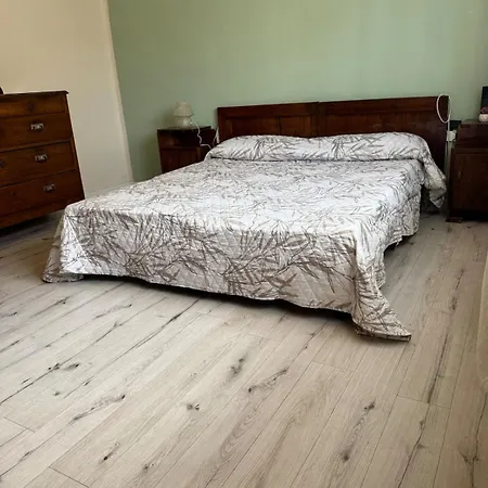 Casa Toe Da Guido アパート *